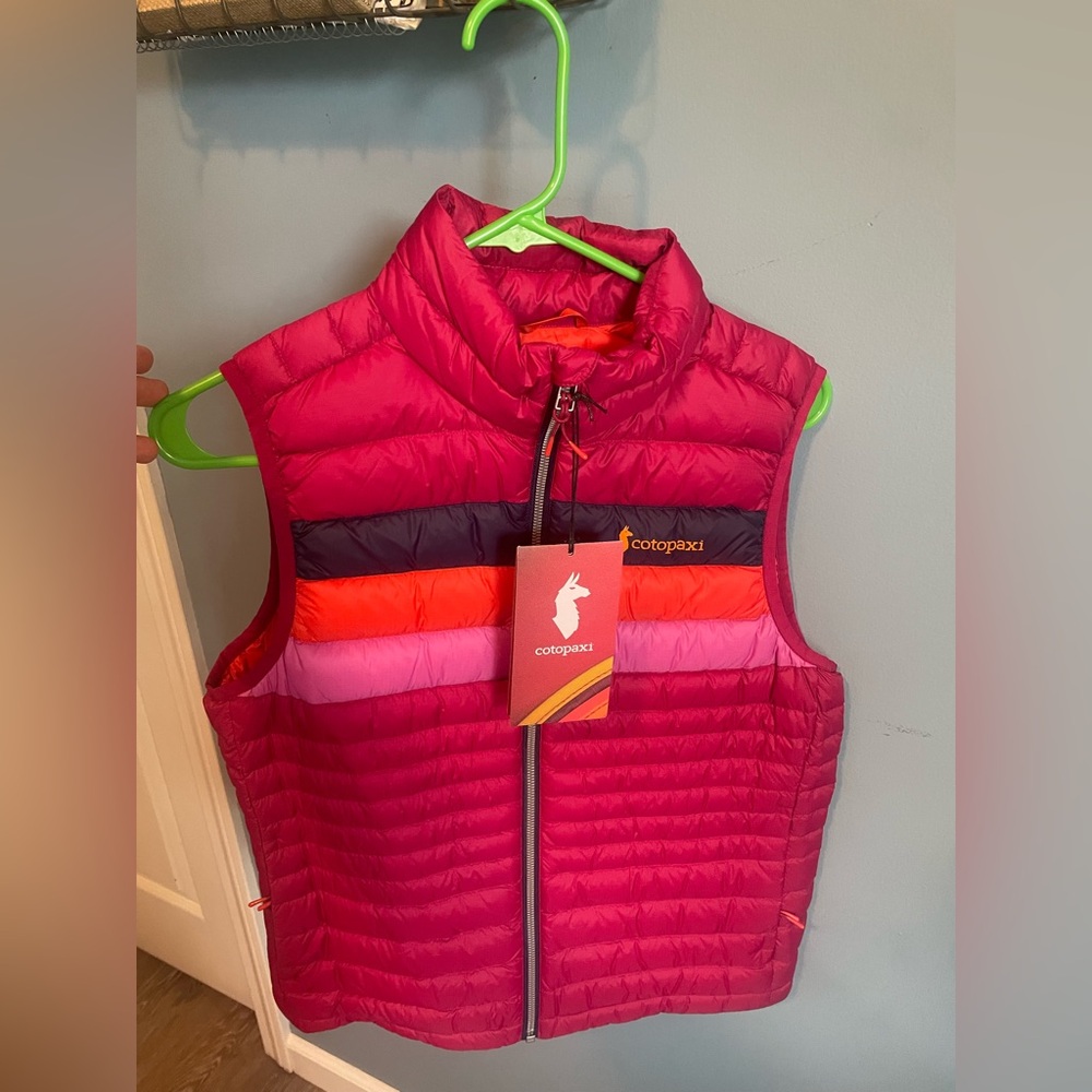 Cotopaxi Womens' Fuego Down Vest- Raspberry